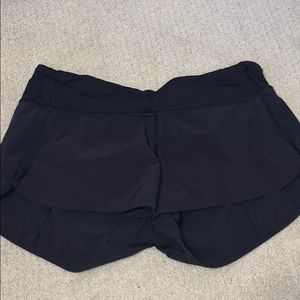 Lululemon speed up 2.5 shorts size 6